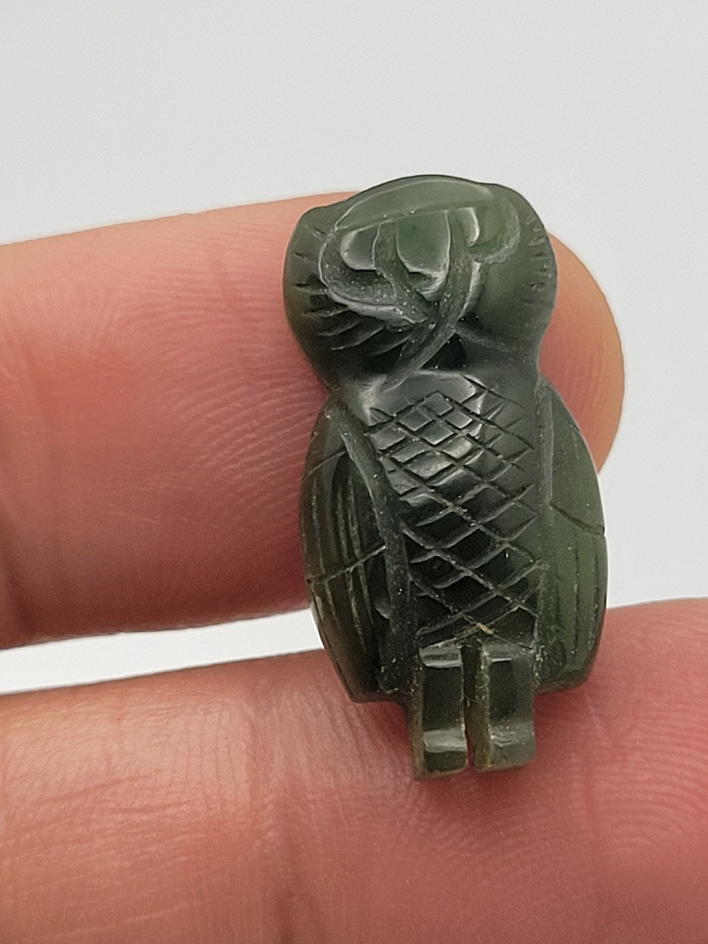 Vinrage Carved Jade Owl Charm 🦉